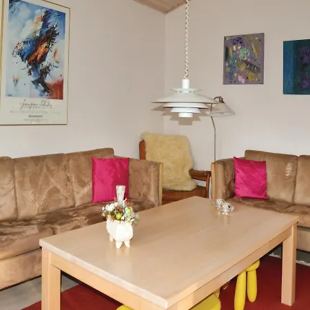 Casa de Férias Three-bedroom Holiday In